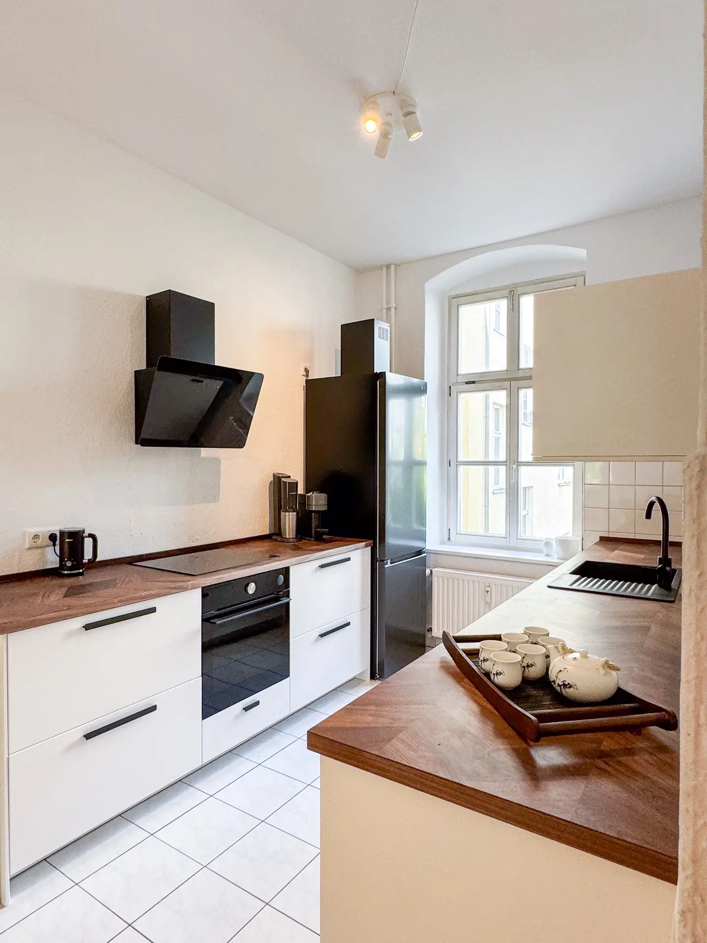 Sehr helle Altbau-Etagenwohnung